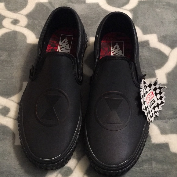 VANS MARVEL Slip-On shoes BLACK Super Hero Fun - Picture 4 of 9
